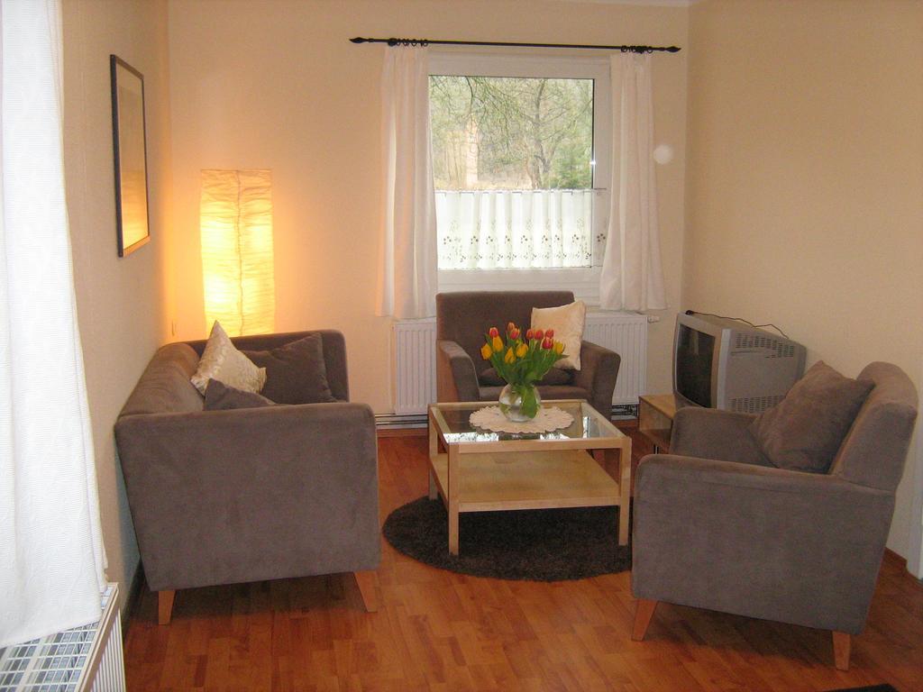 Kaeuzchenkuhle Apartment Sassnitz Ngoại thất bức ảnh